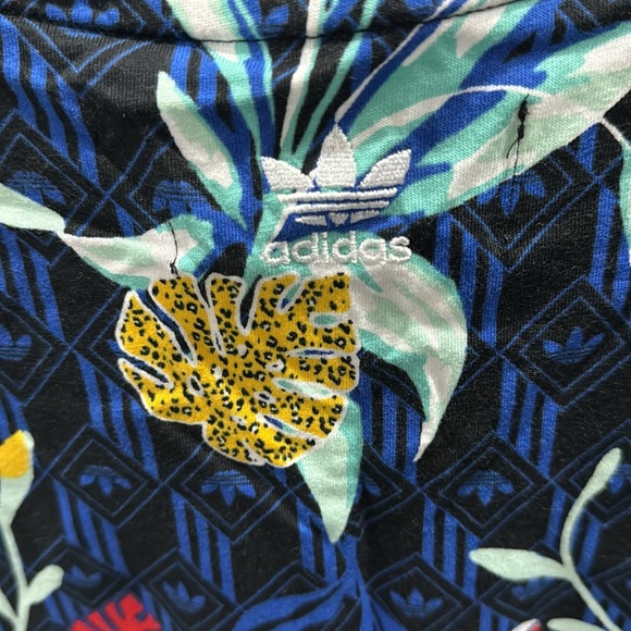 🌺ADIDAS HER STUDIO London Tee Floral Top - Picture 14 of 14